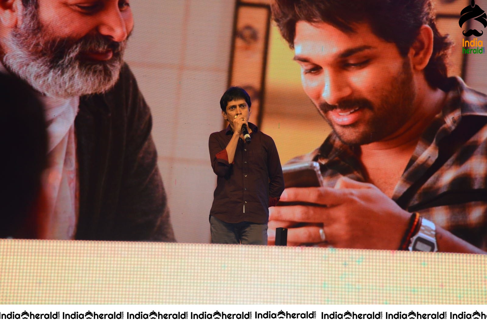 Unseen Candid Clicks from AV Success Event Set 9