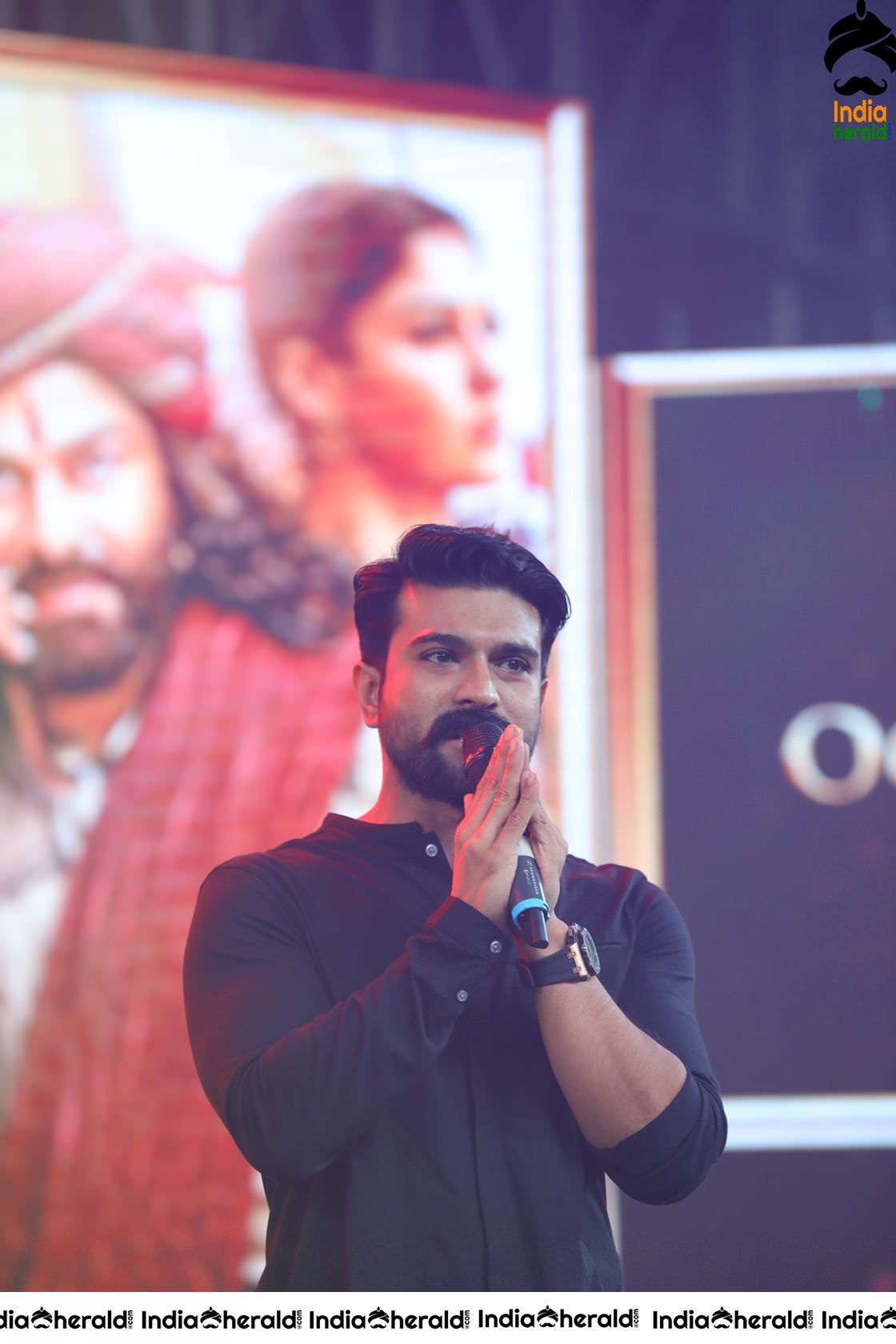 Unseen Candid Clicks of Ram Charan On the stage Set 1