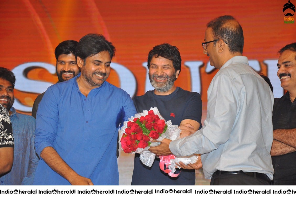 Unseen Happy Throwback Photos of Katamarayudu Event Set 1