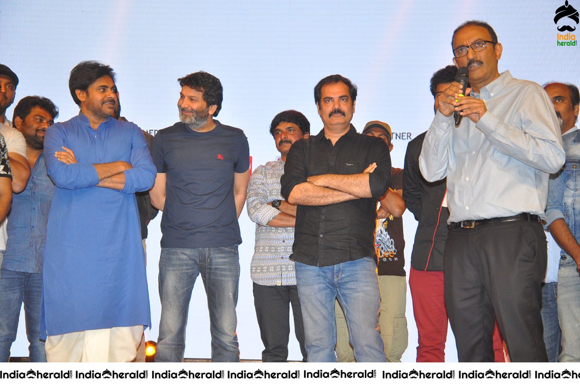 Unseen Happy Throwback Photos of Katamarayudu Event Set 2