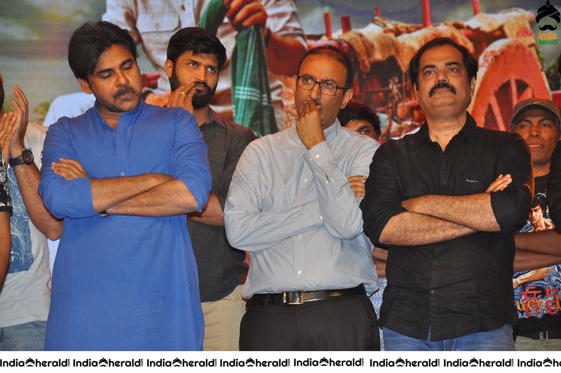 Unseen Happy Throwback Photos of Katamarayudu Event Set 2