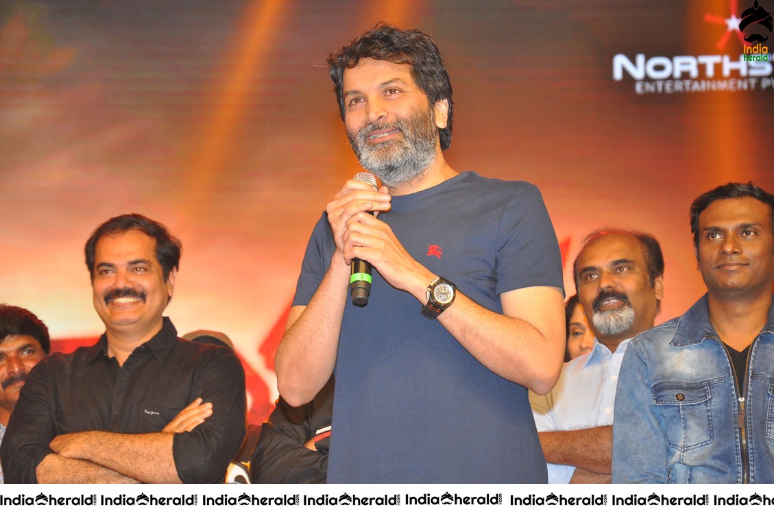 Unseen Happy Throwback Photos of Katamarayudu Event Set 2