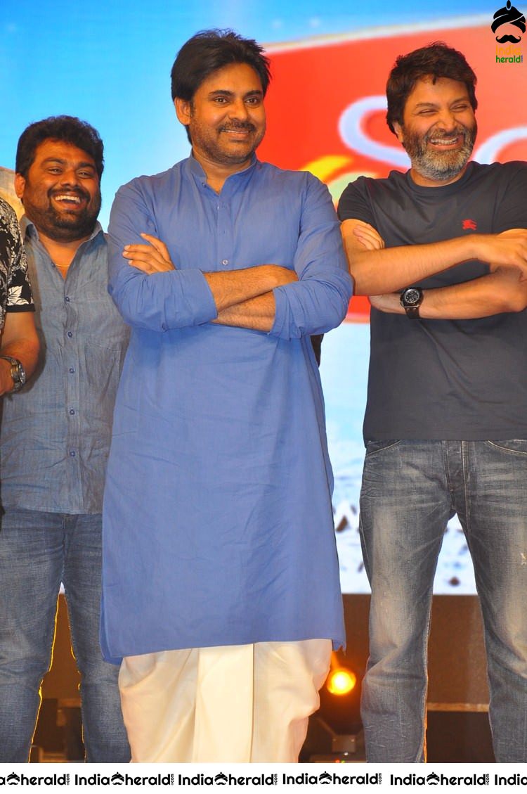 Unseen Happy Throwback Photos of Katamarayudu Event Set 5