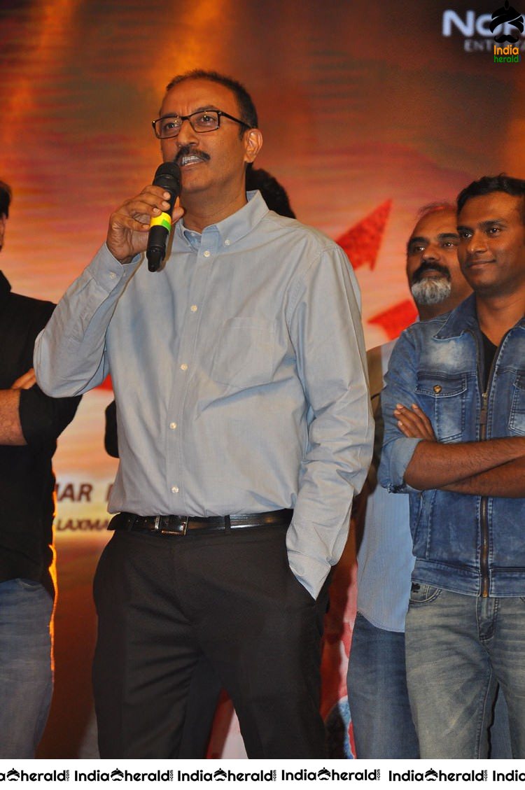 Unseen Happy Throwback Photos of Katamarayudu Event Set 5