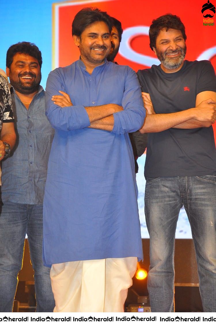 Unseen Happy Throwback Photos of Katamarayudu Event Set 5