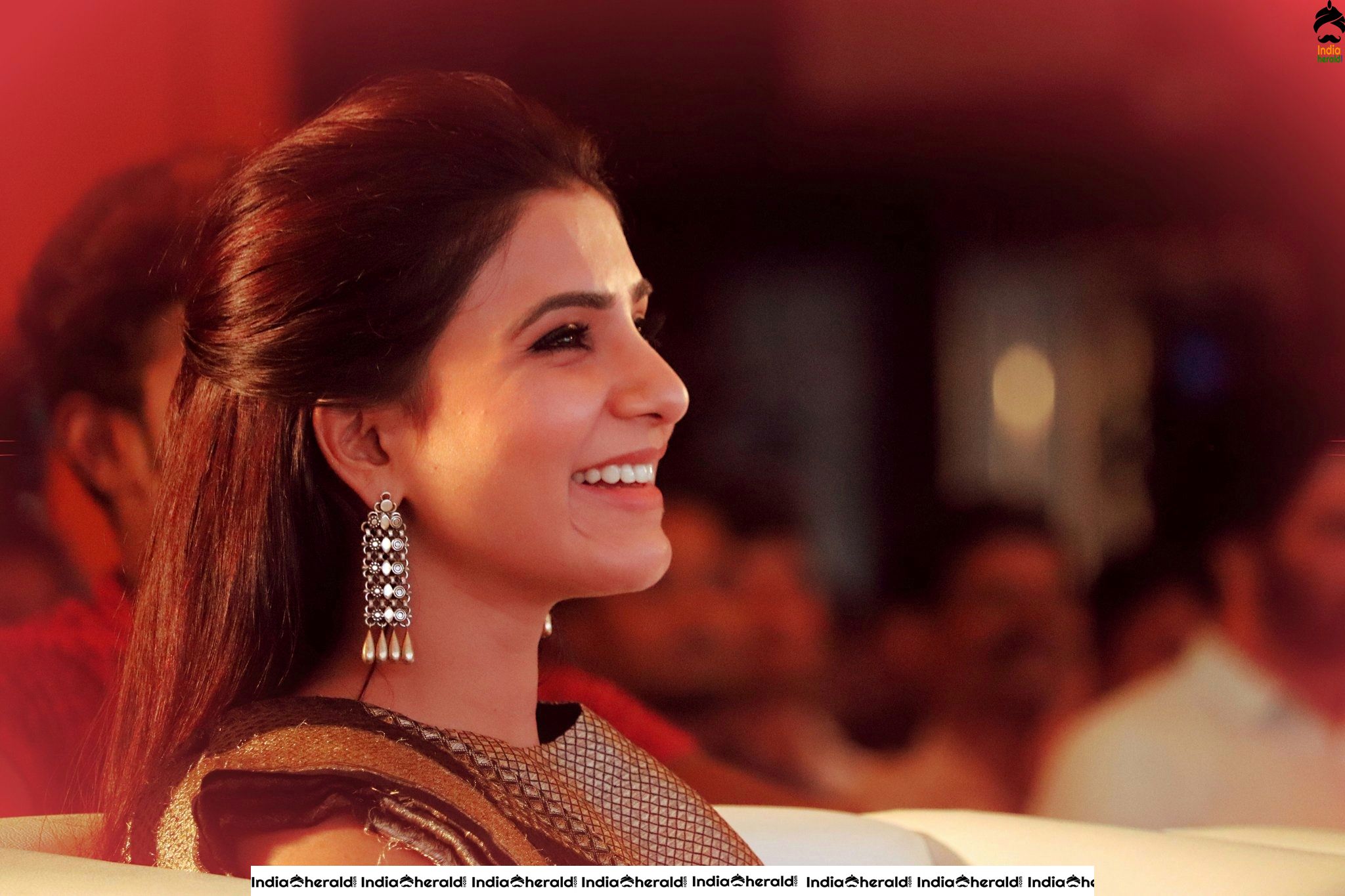 Unseen Photos of Samantha with Simran and Siva Karthikeyan at SeemaRaja Event Set 2