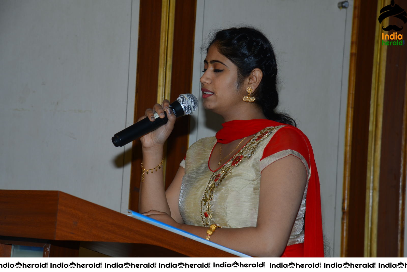 Uttj Mayukha Film Acting School Press meet Set 1