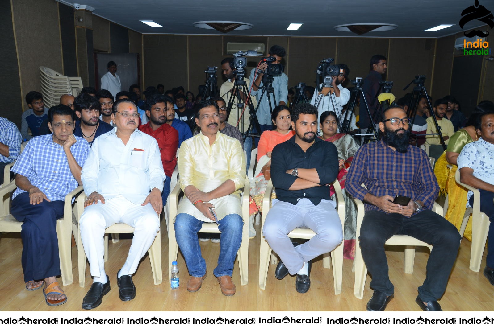 Uttj Mayukha Film Acting School Press meet Set 1