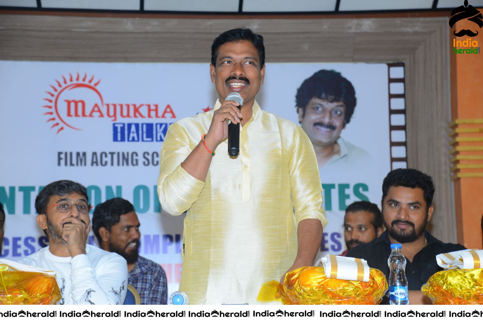 Uttj Mayukha Film Acting School Press meet Set 2