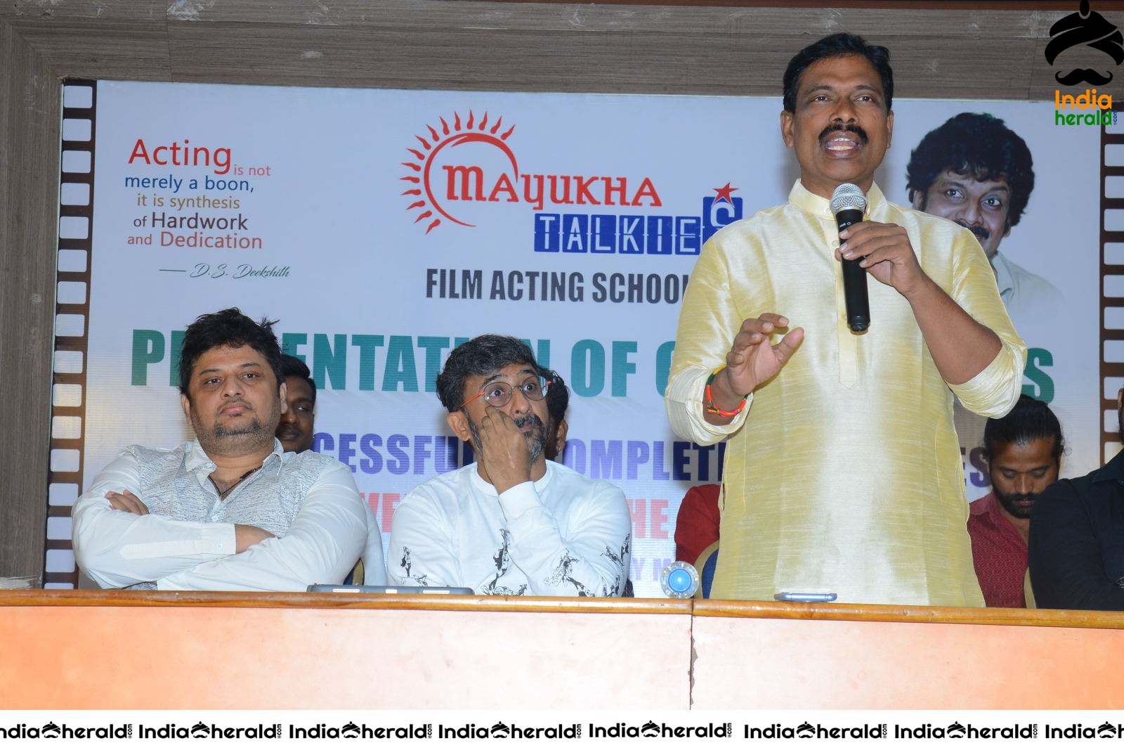 Uttj Mayukha Film Acting School Press meet Set 2