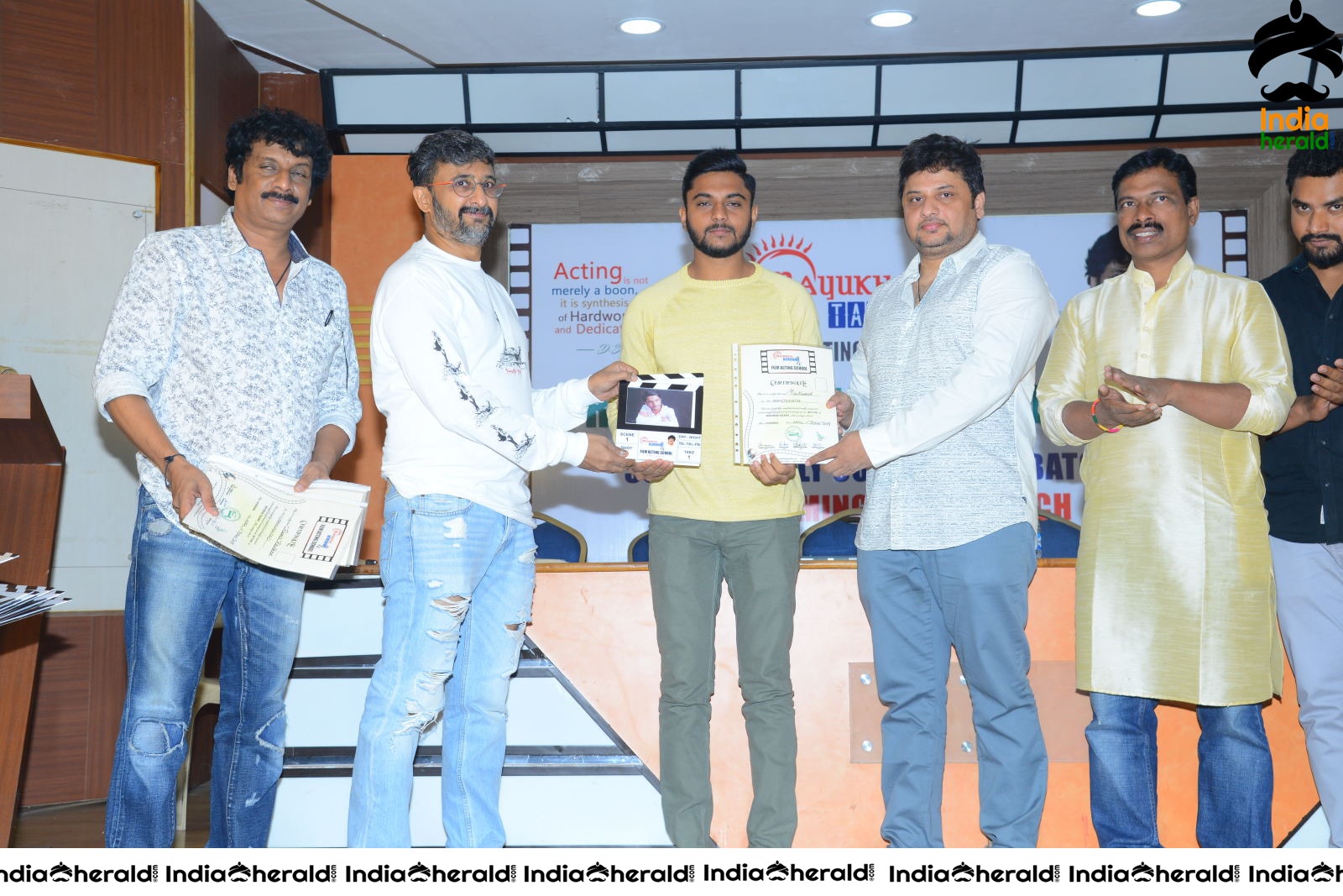 Uttj Mayukha Film Acting School Press meet Set 3