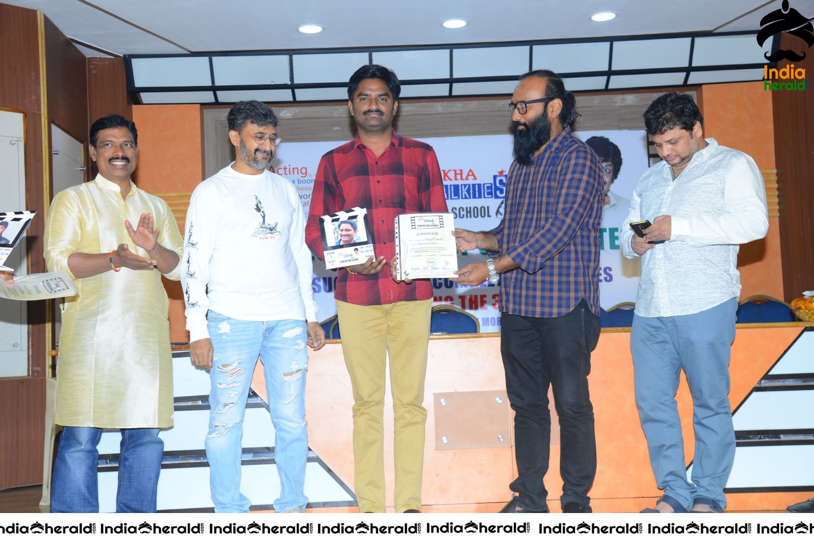 Uttj Mayukha Film Acting School Press meet Set 4