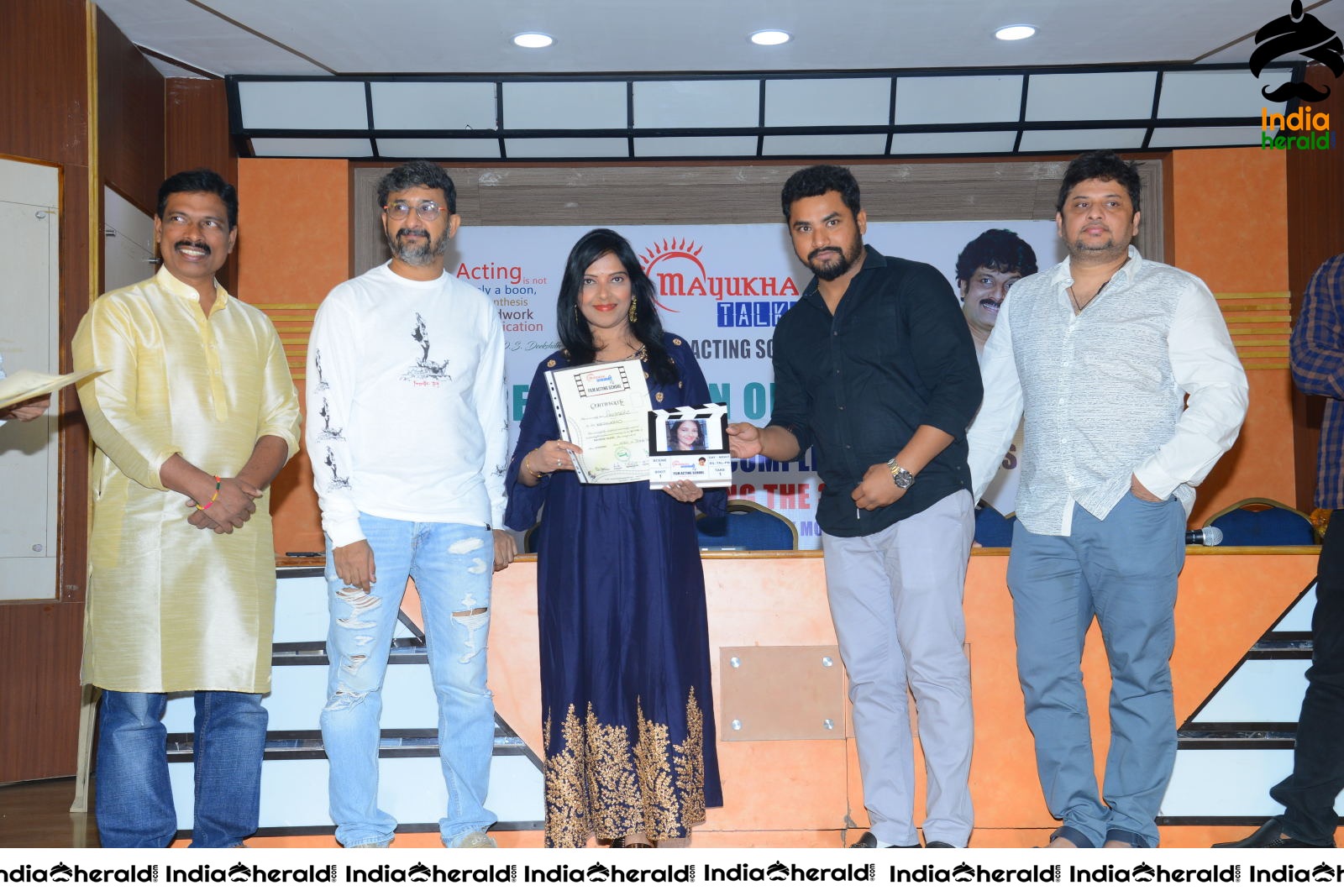 Uttj Mayukha Film Acting School Press meet Set 4