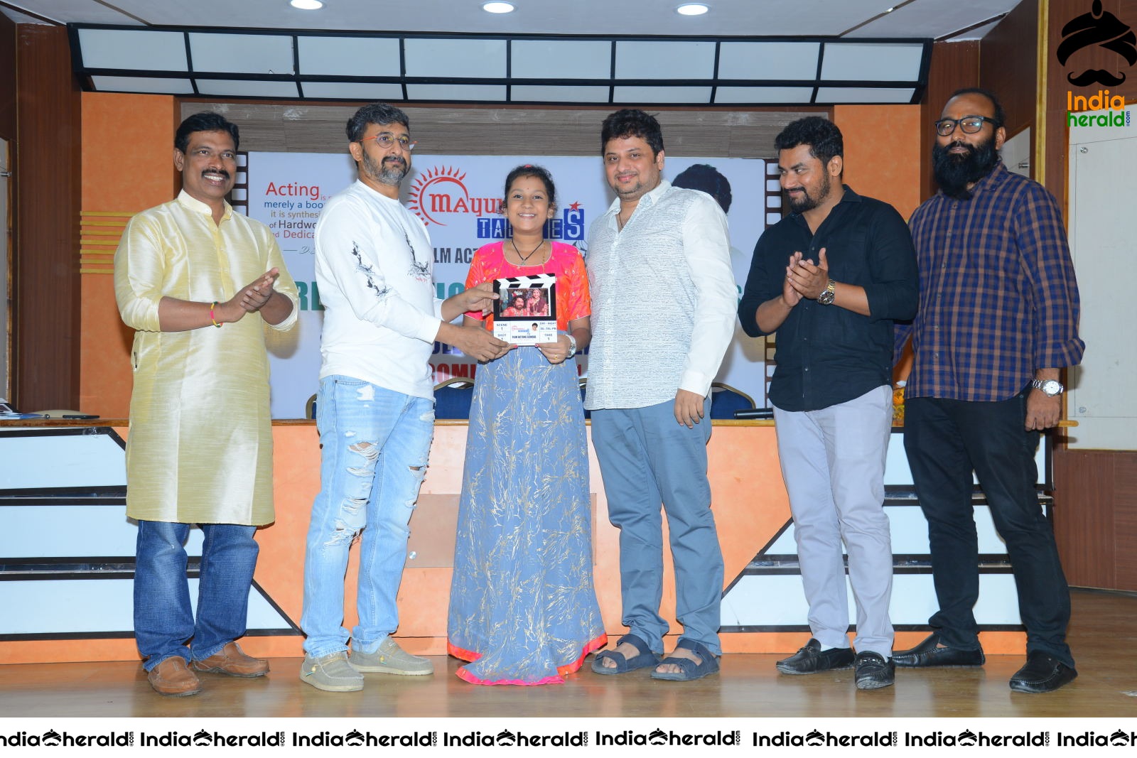 Uttj Mayukha Film Acting School Press meet Set 5