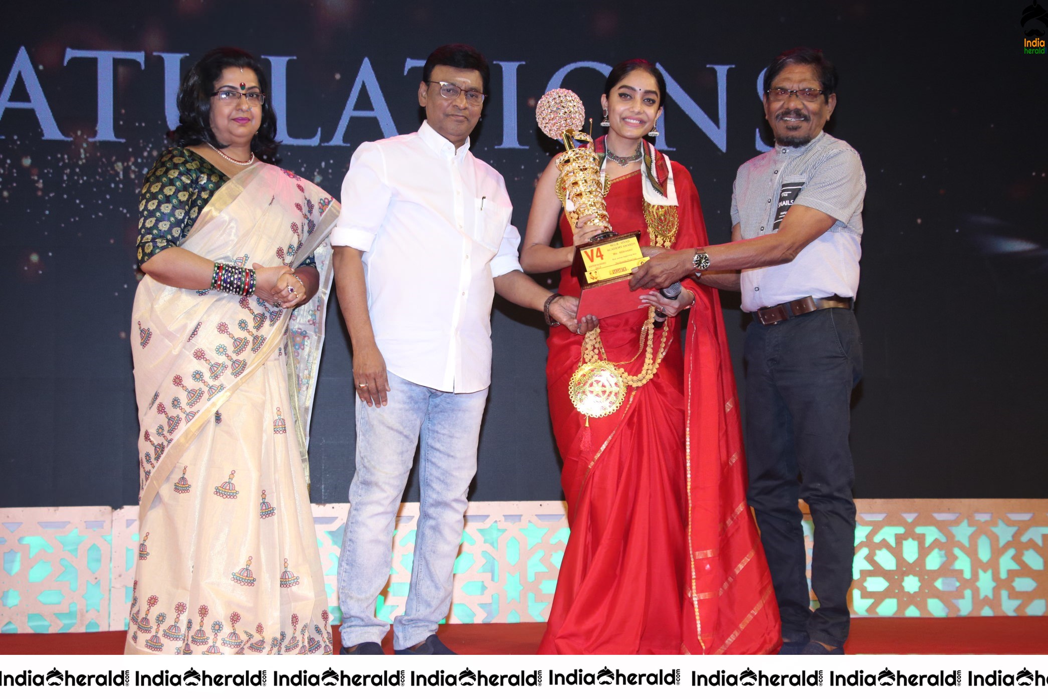 V4Entertainers Presents Mgr SivajiAcademy Awards Stills Set 1
