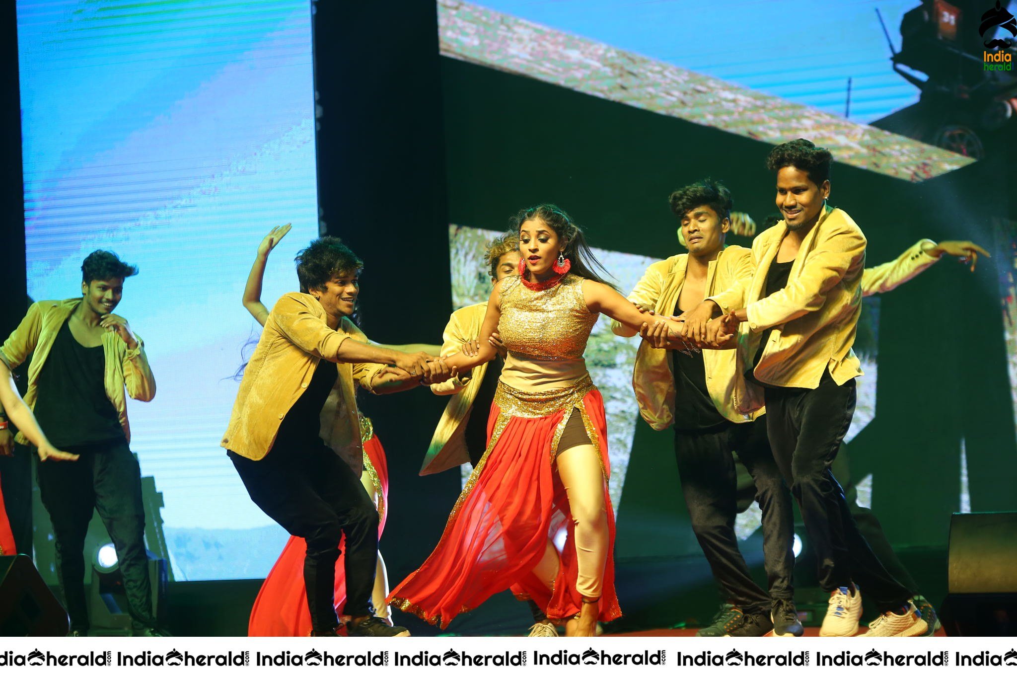 Venky Mama Vijayotsavam at Guntur Set 5