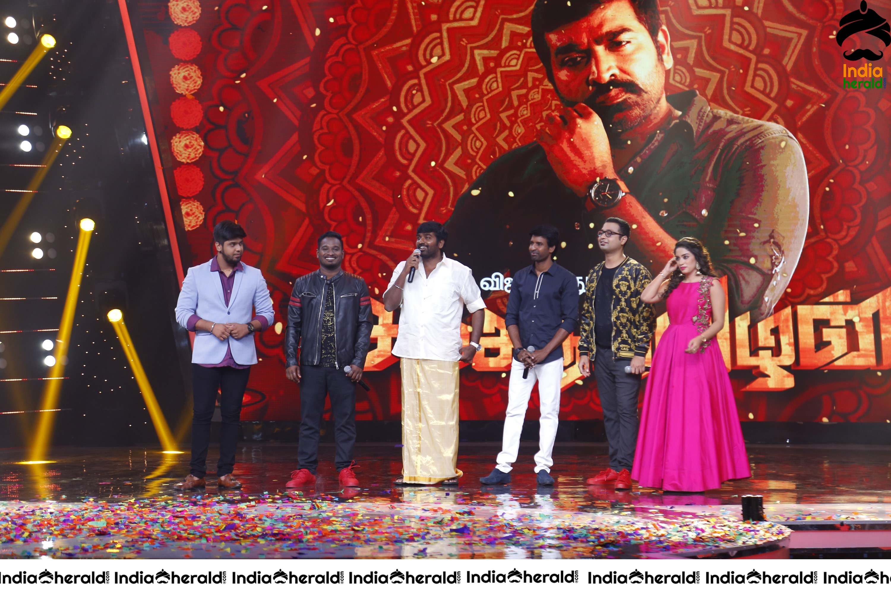 Vijay Sethupathi And Raashi Khanna Starrer Sangatamizhan Audio Launch Stills