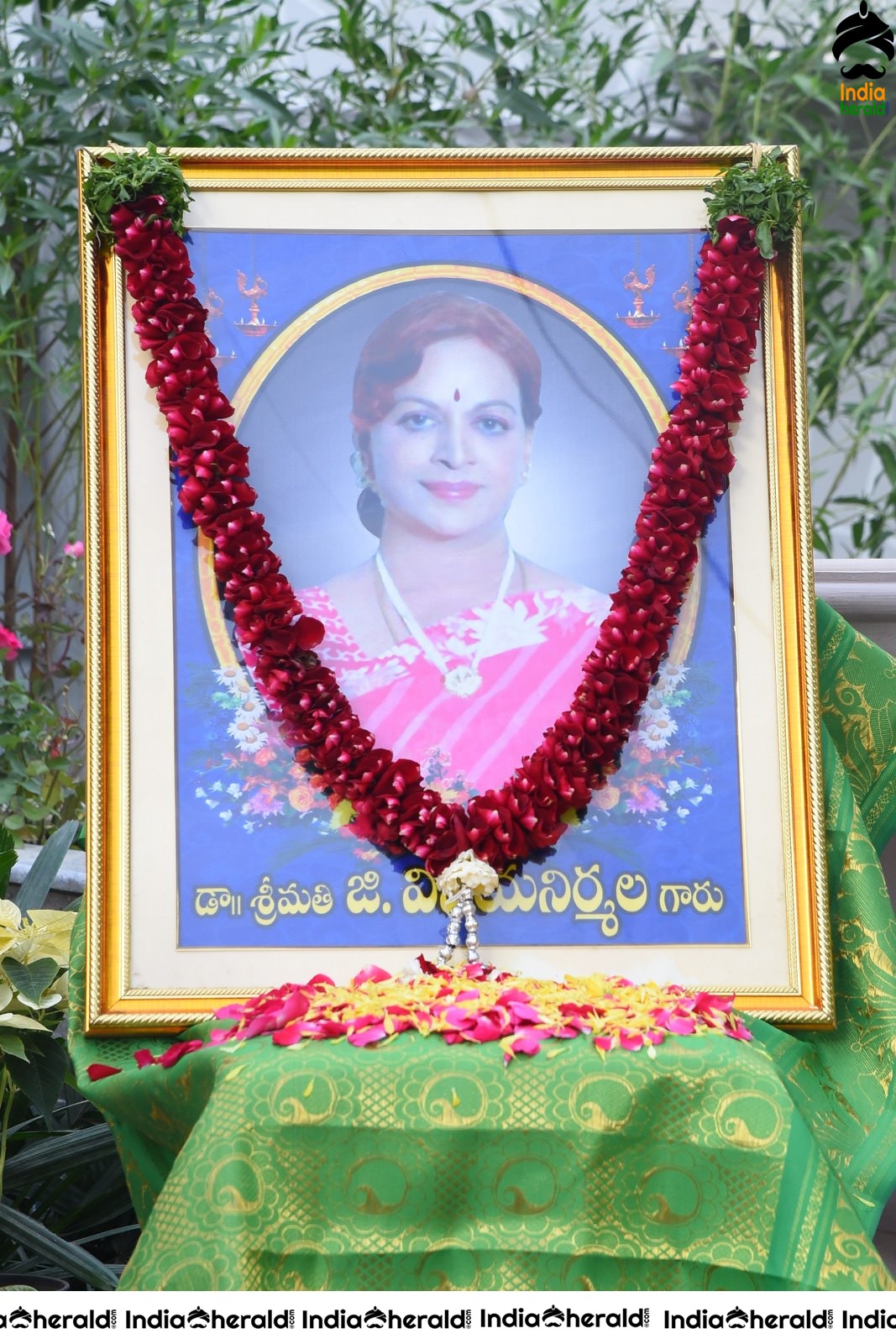 Vijaya Nirmala Statue Inauguration Stills Set 5