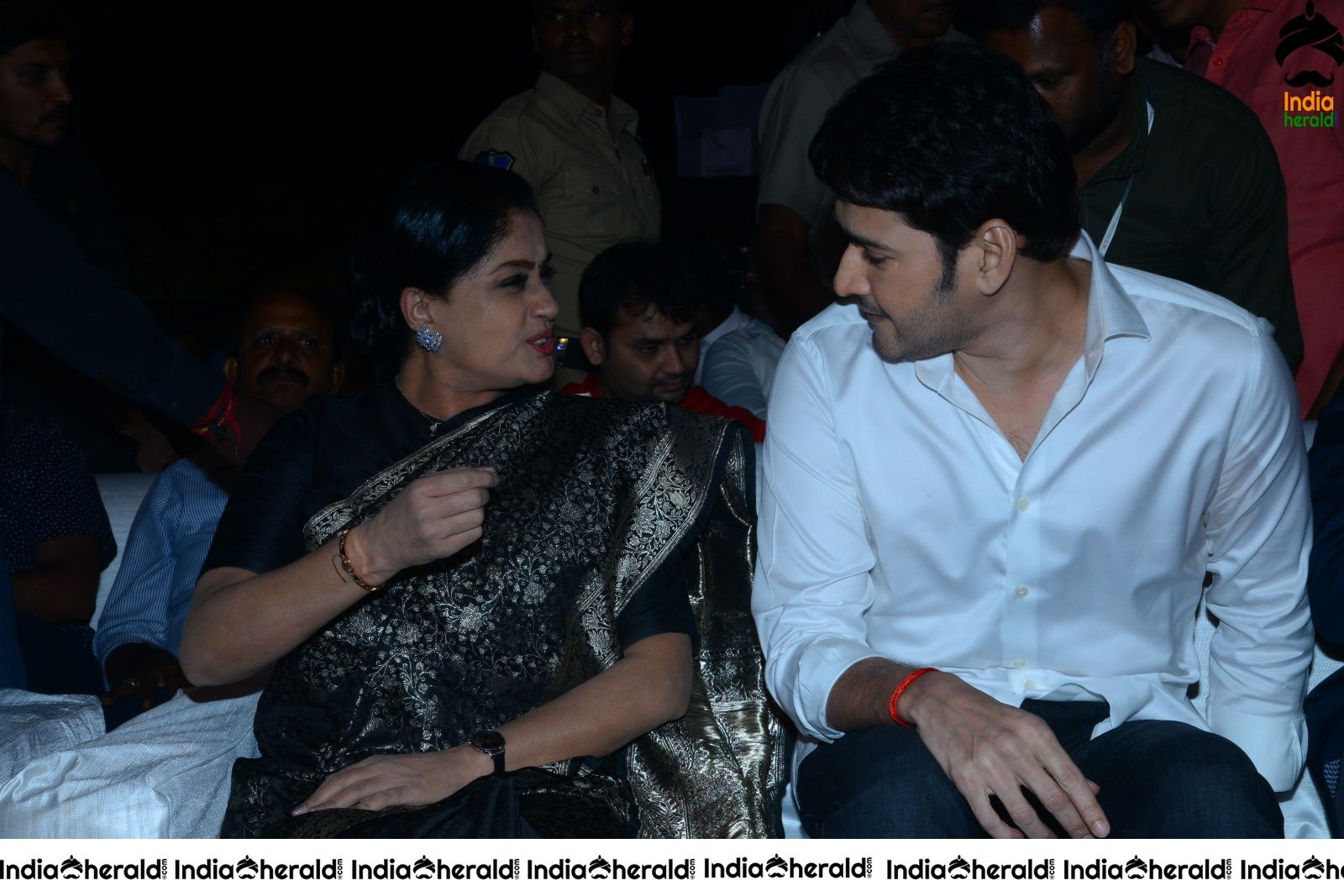 Vijayashanthi and Mahesh Babu have a happy chit chat during Sarileru Neekevvaru event