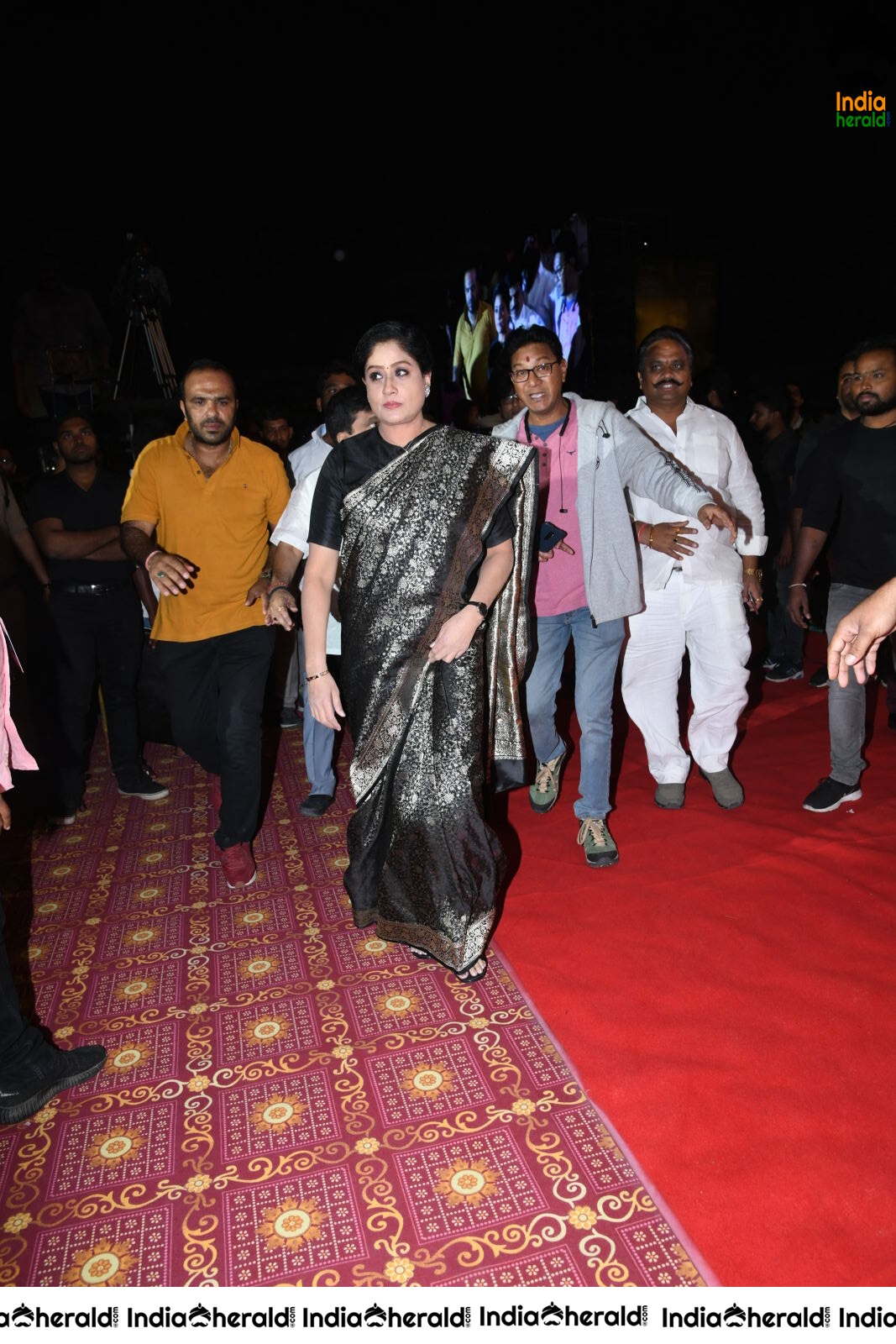 Vijayashanthi Mass entry at Sarileru Neekevvaru event Set 1