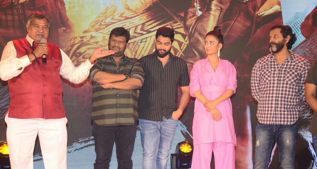 Vikram And Akshara Haasan At Mr KK Press Meet