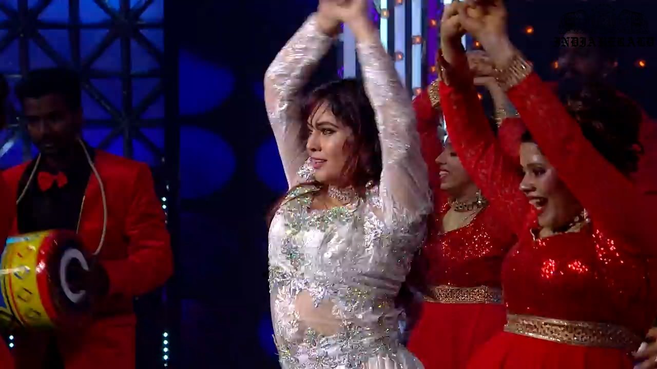 BIGG BOSS SEASON 3 TAMIL DAY 0 PREMIERE STILLS SET 2