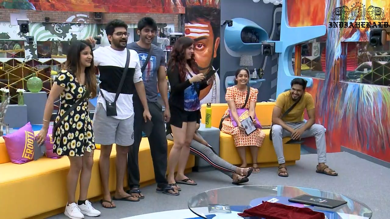 Bigg Boss Season 3 Tamil Day 1 Stills Set 2