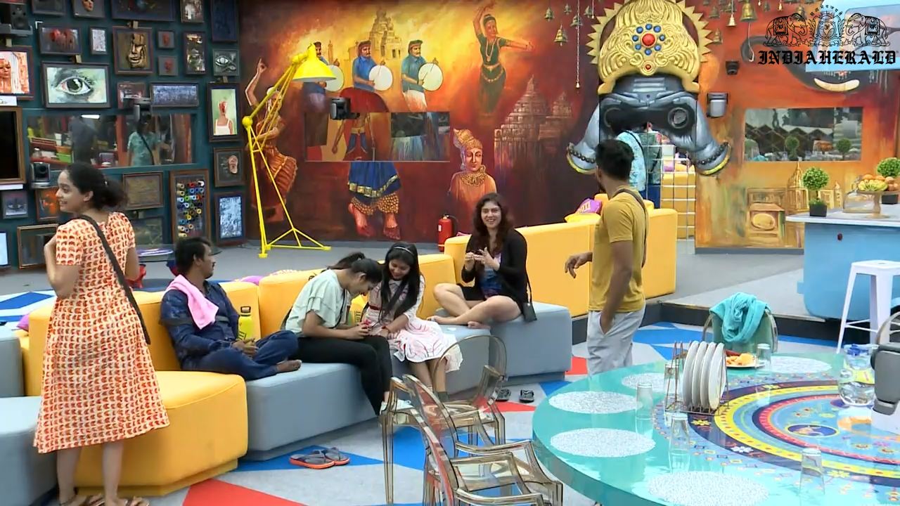 Bigg Boss Season 3 Tamil Day 1 Stills Set 2