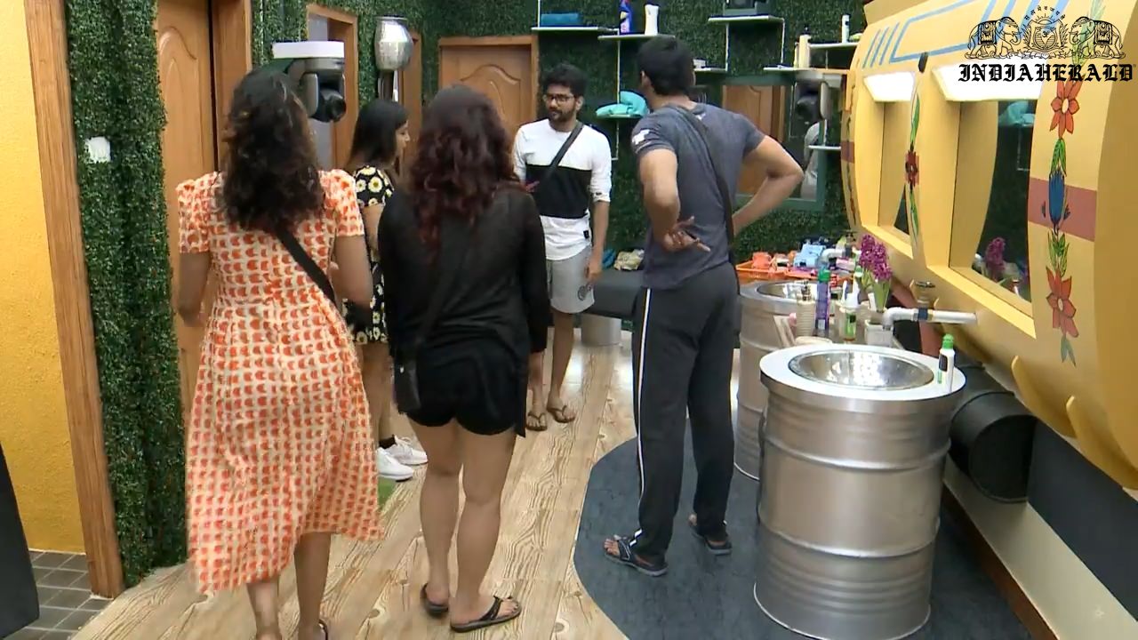 Bigg Boss Season 3 Tamil Day 1 Stills Set 3