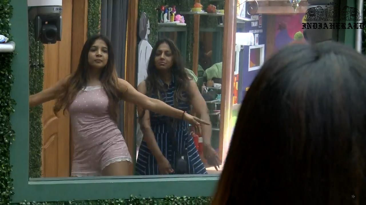 Bigg Boss Season 3 Tamil Day 2 Stills Set 1