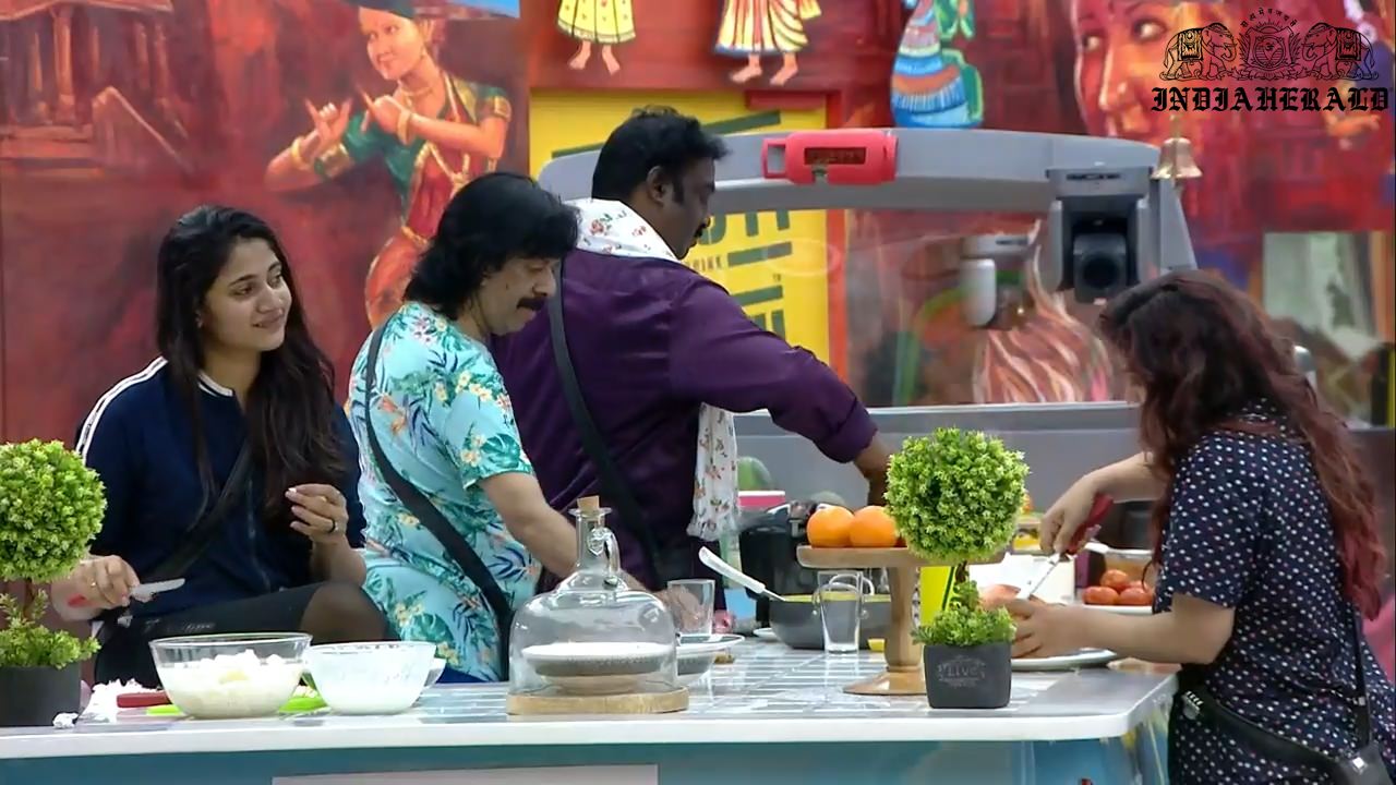 Bigg Boss Season 3 Tamil Day 2 Stills Set 2