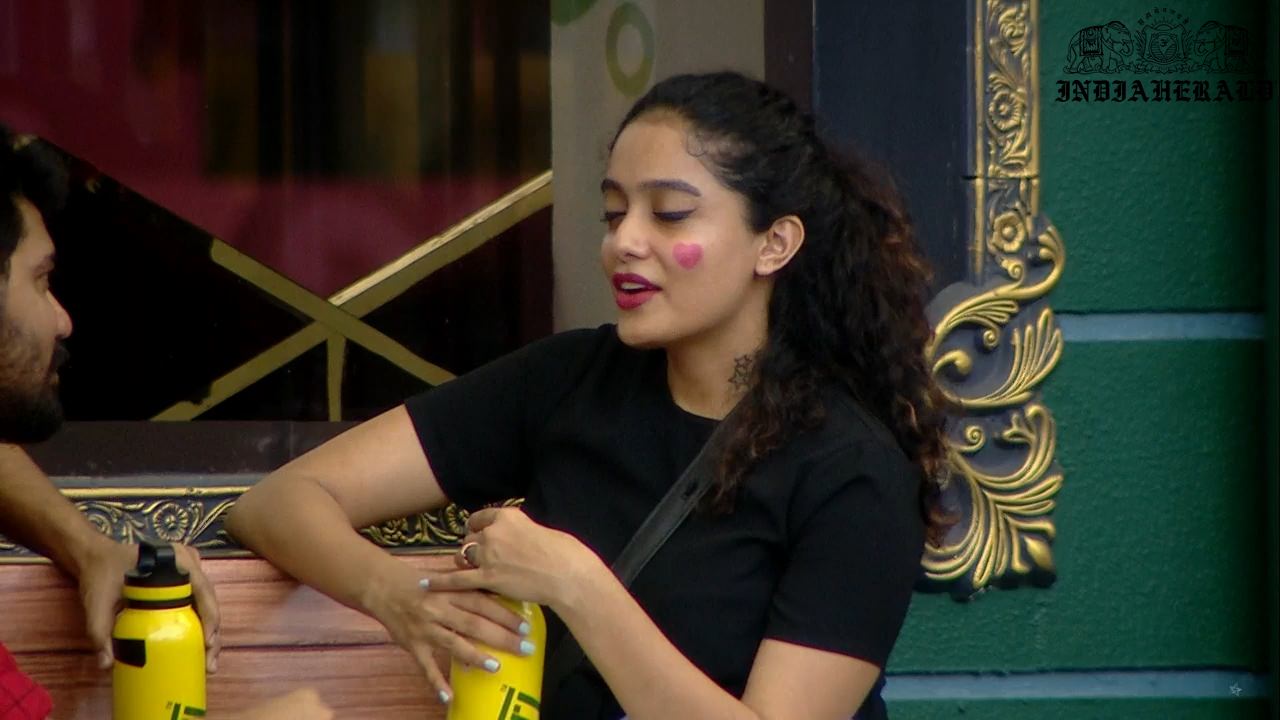 Bigg Boss Season 3 Tamil Day 2 Stills Set 3