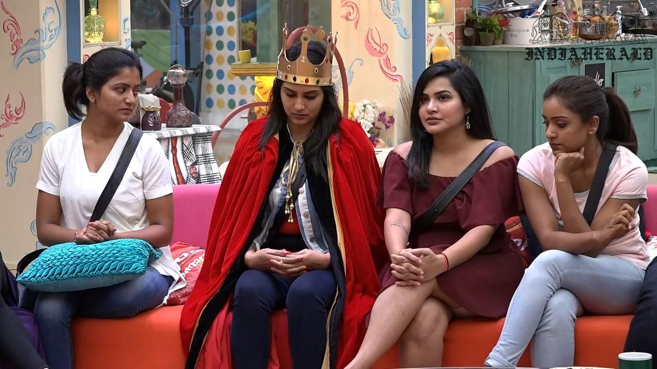 Bigg Boss Season 3 Telugu Day 11 Hot Stills Set 3