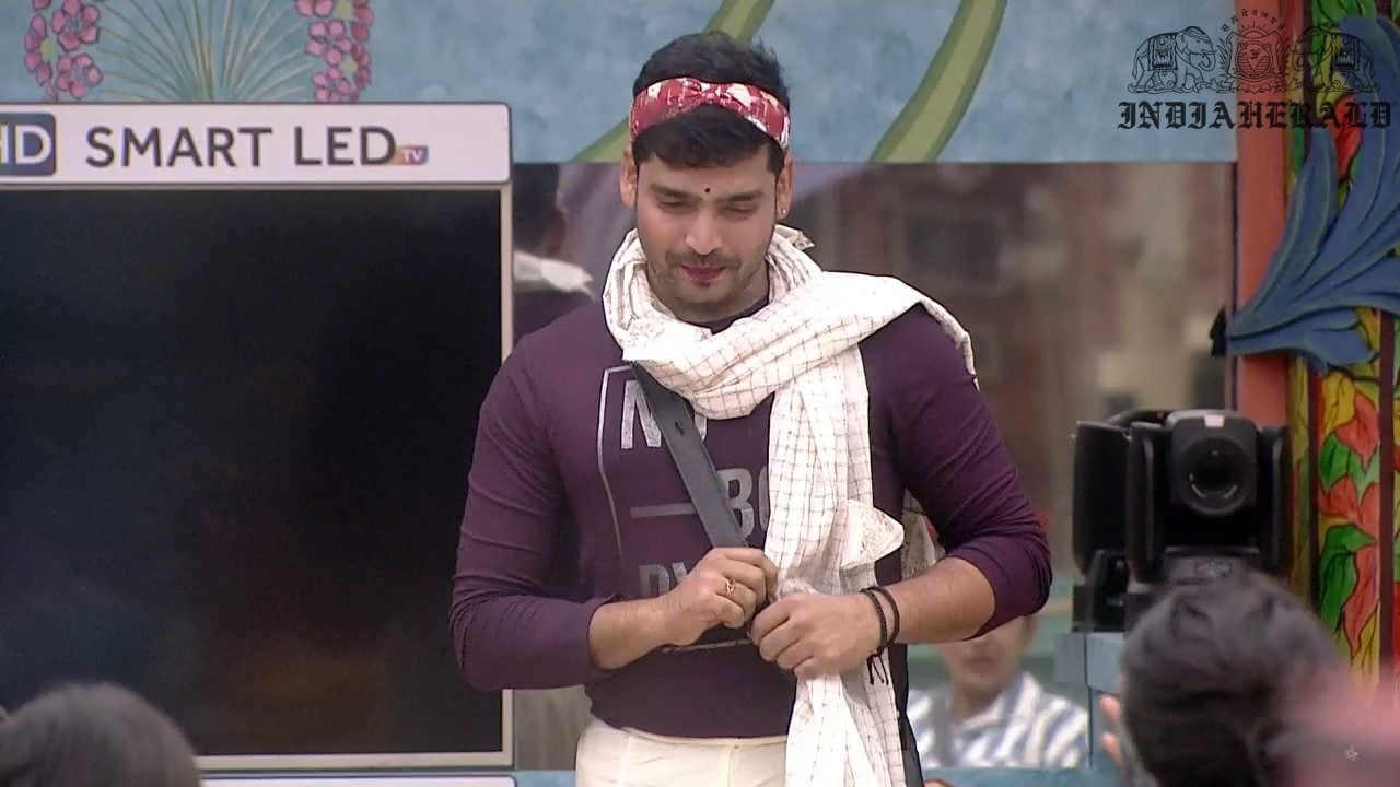 Bigg Boss Season 3 Telugu Day 11 Hot Stills Set 3