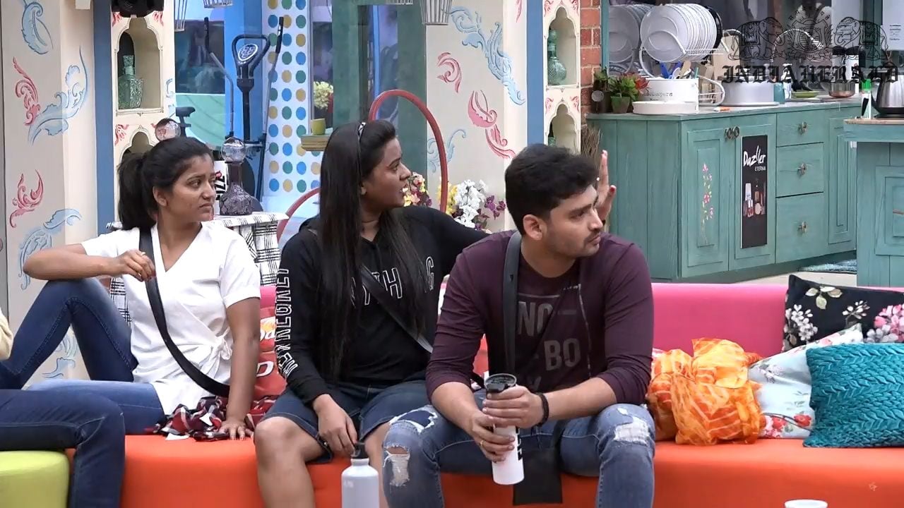 Bigg Boss Season 3 Telugu Day 11 Hot Stills Set 3