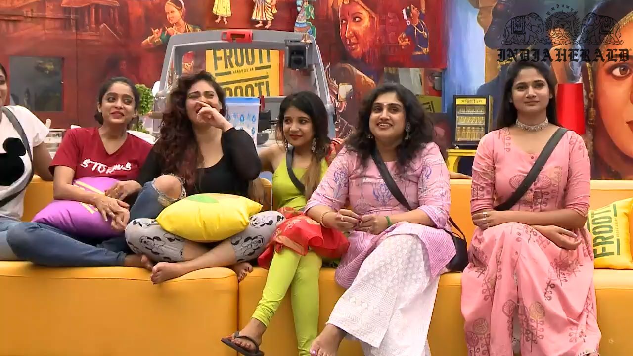 Bigg Boss Tamil Season 3 Day 11 Stills Set 3