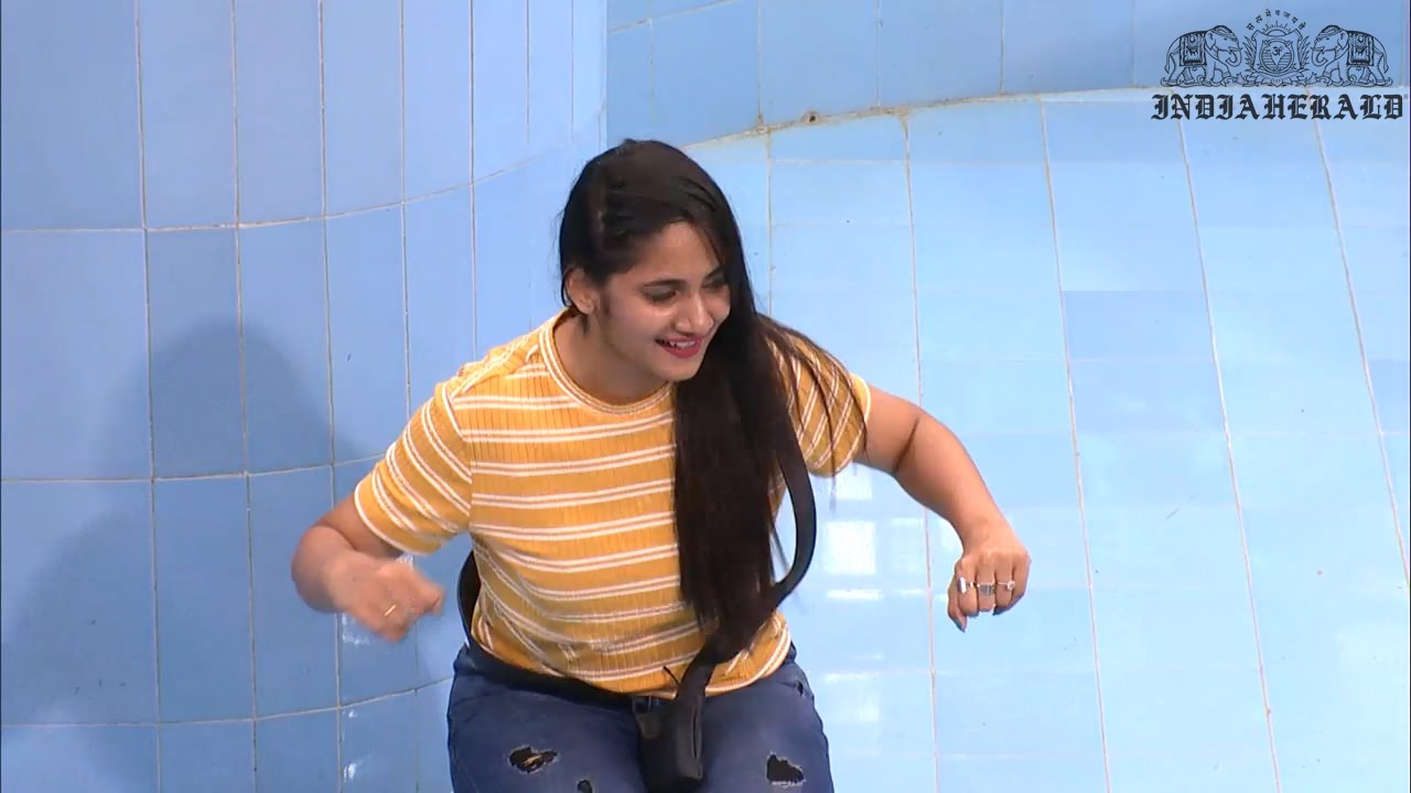 Bigg Boss Tamil Season 3 Day 13 Stills Set 1