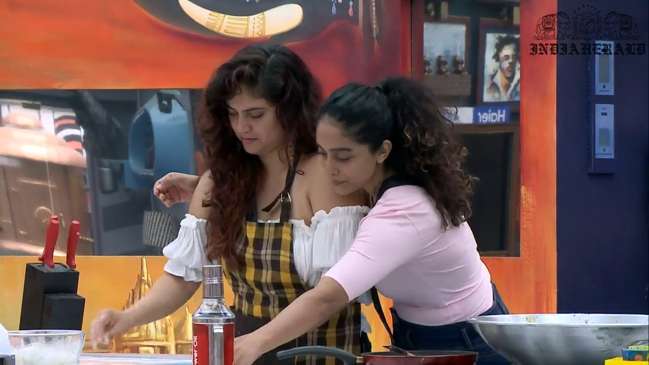 Bigg Boss Tamil Season 3 Day 17 Hot Stills Set 2