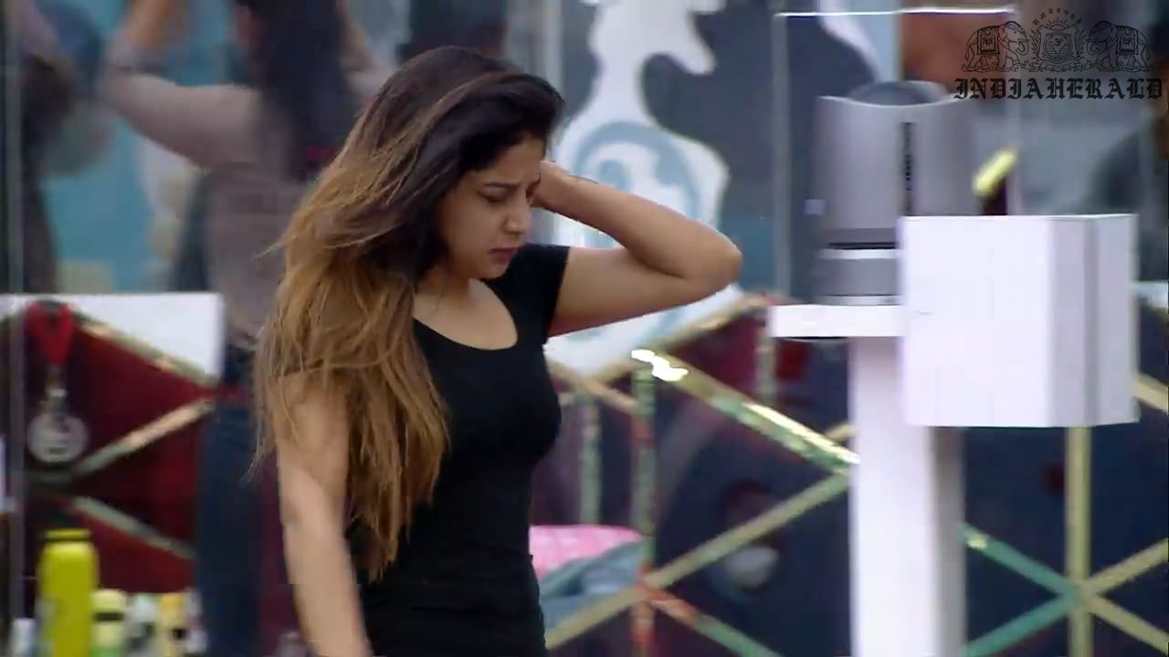 Bigg Boss Tamil Season 3 Day 19 Stills Set 1