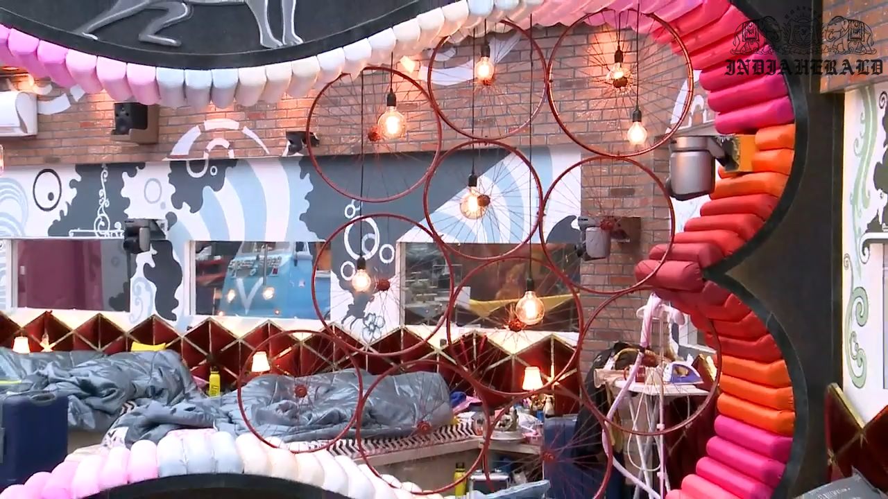 Bigg Boss Tamil Season 3 Day 20 Stills Set 2