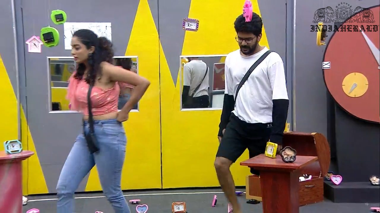 Bigg Boss Tamil Season 3 Day 24 Hot Stills Set 1