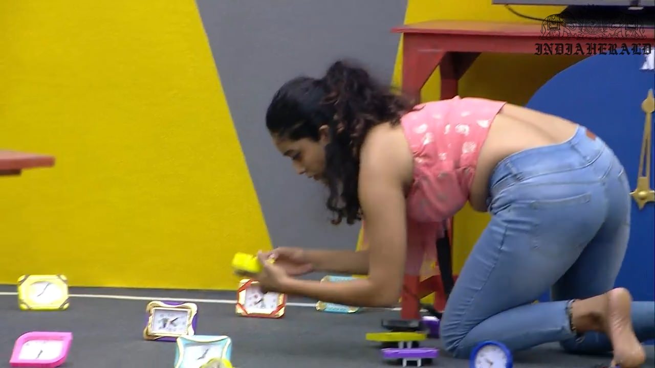 Bigg Boss Tamil Season 3 Day 24 Hot Stills Set 1