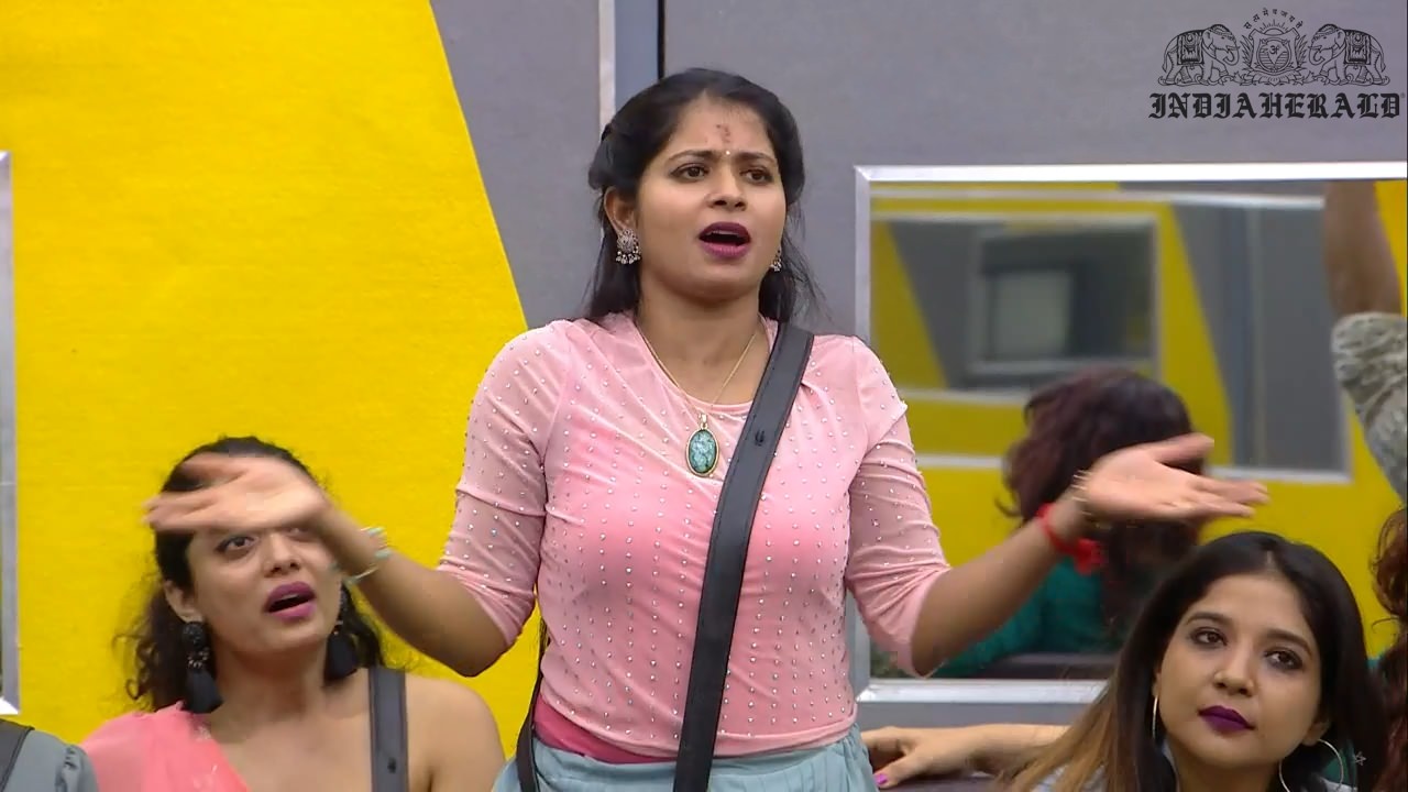 Bigg Boss Tamil Season 3 Day 24 Hot Stills Set 3