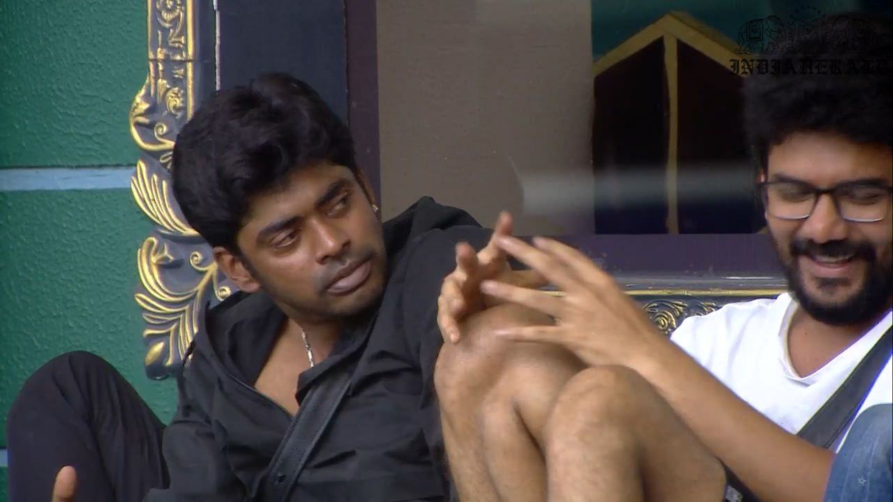 Bigg Boss Tamil Season 3 Day 24 Hot Stills