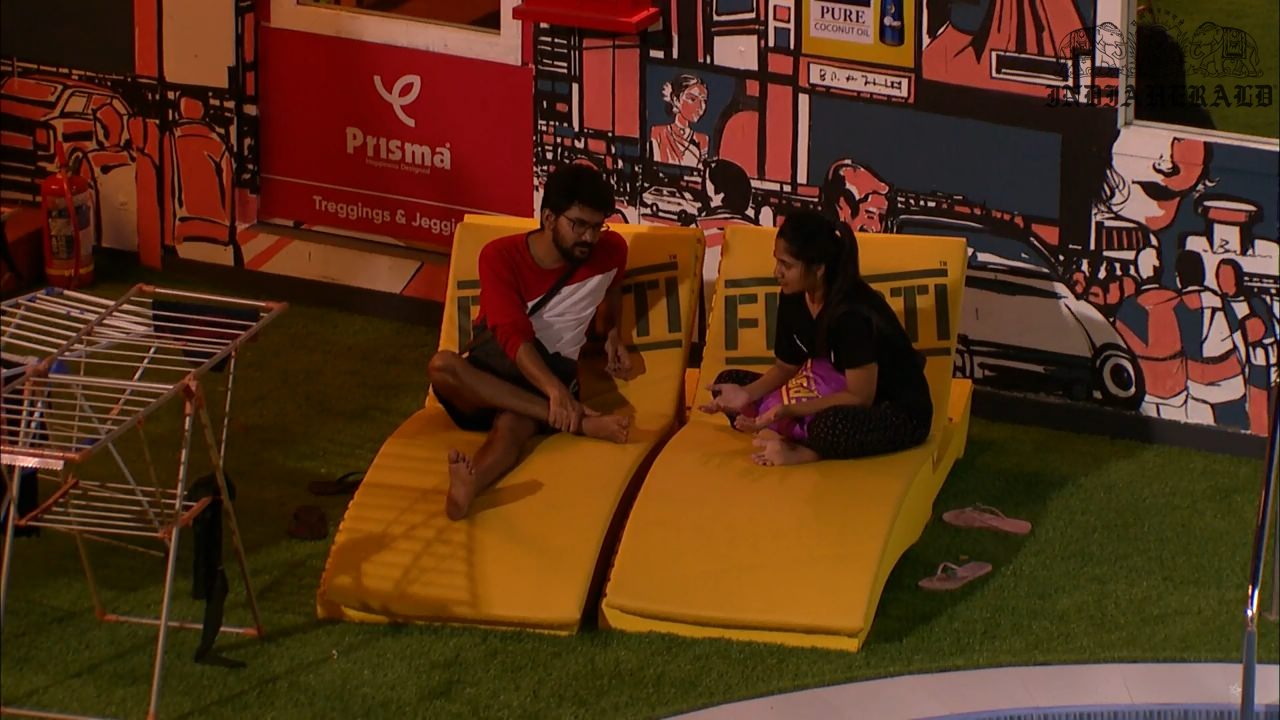 Bigg Boss Tamil Season 3 Day 25 Hot Stils Set 1