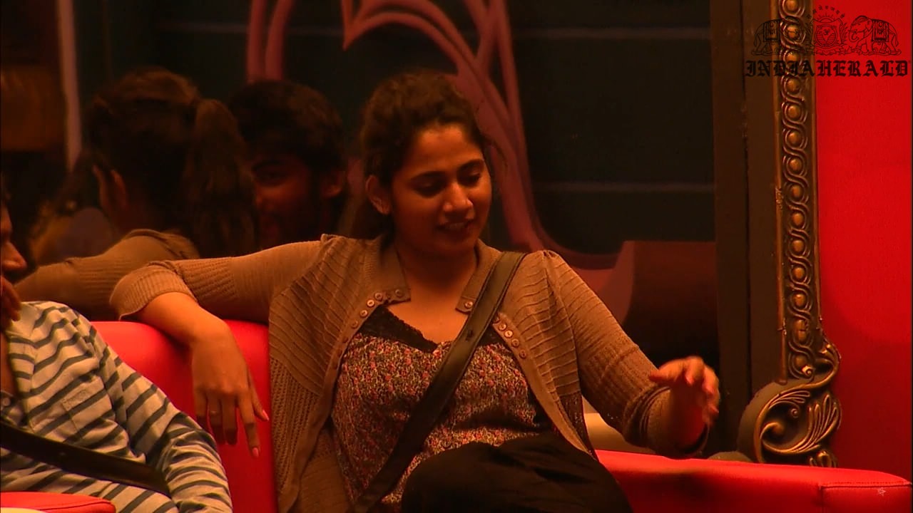 Bigg Boss Tamil Season 3 Day 26 Hot Stills Set 2