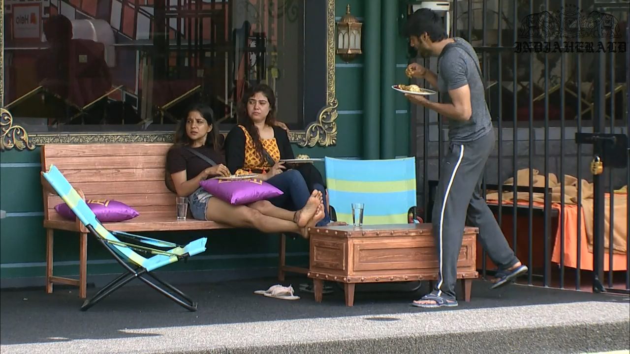 Bigg Boss Tamil Season 3 Day 26 Hot Stills Set 3