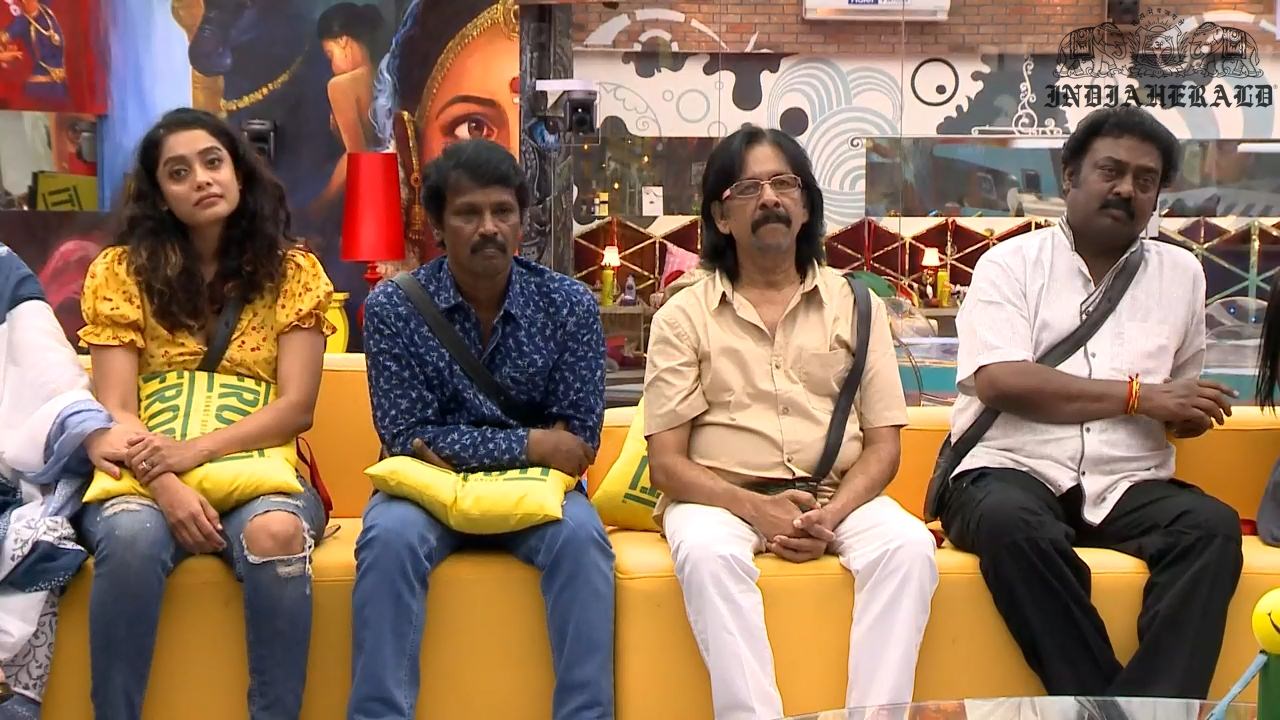 Bigg Boss Tamil Season 3 Day 28 Hot Stills Set 2