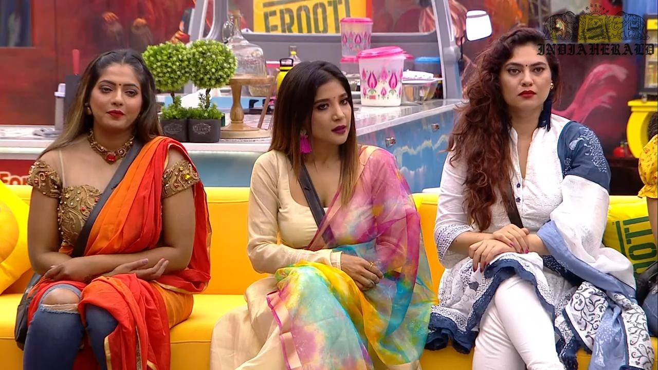 Bigg Boss Tamil Season 3 Day 28 Hot Stills Set 2