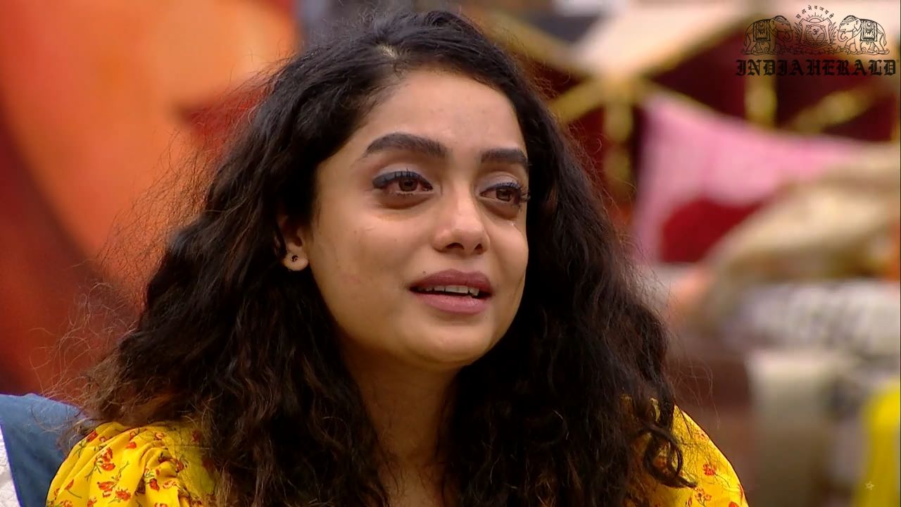 Bigg Boss Tamil Season 3 Day 28 Hot Stills Set 3